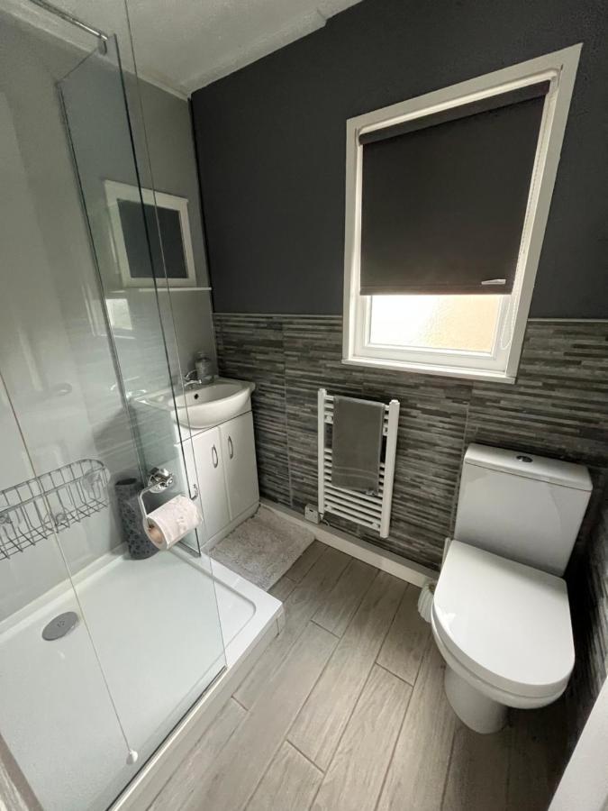 Holidayz, Chalet 58, Hemsby - Beautifully Presented Two Bed Chalet, Sleeps 4 With Free Wi-Fi Plus Pet Friendly Eksteriør billede
